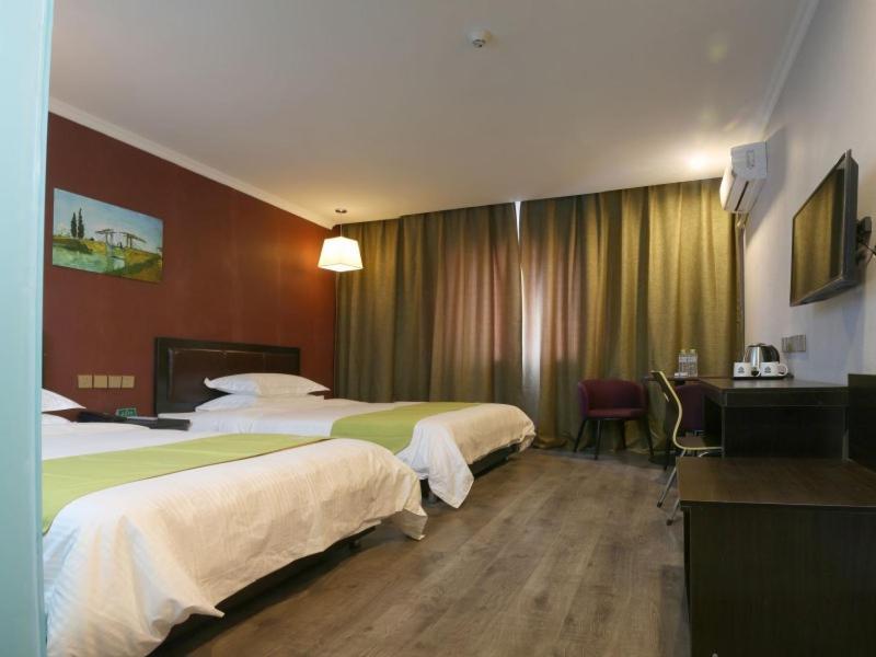 Greentree Wulumuqi Airport Hotel Urumqi Ngoại thất bức ảnh